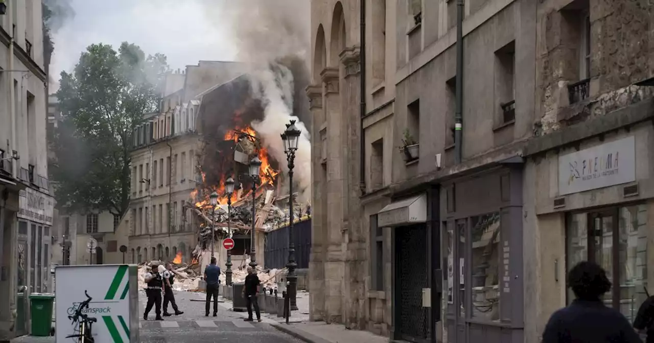 Incendie à Paris : 37 blessés, dont quatre graves, dans l’effondrement d’un immeuble