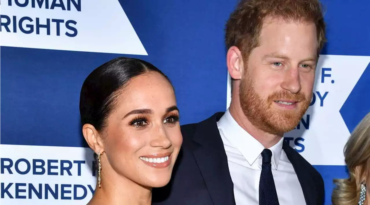 Harry e Meghan pronti a cambiare cognome: vogliono farsi chiamare Spencer