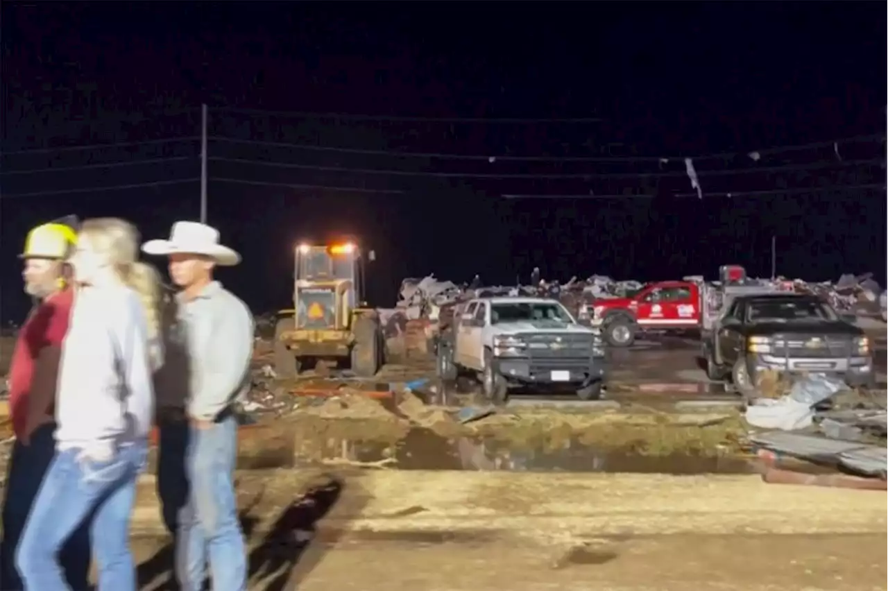 Tornadoes kill 4 in Texas town as heat wave scorches state