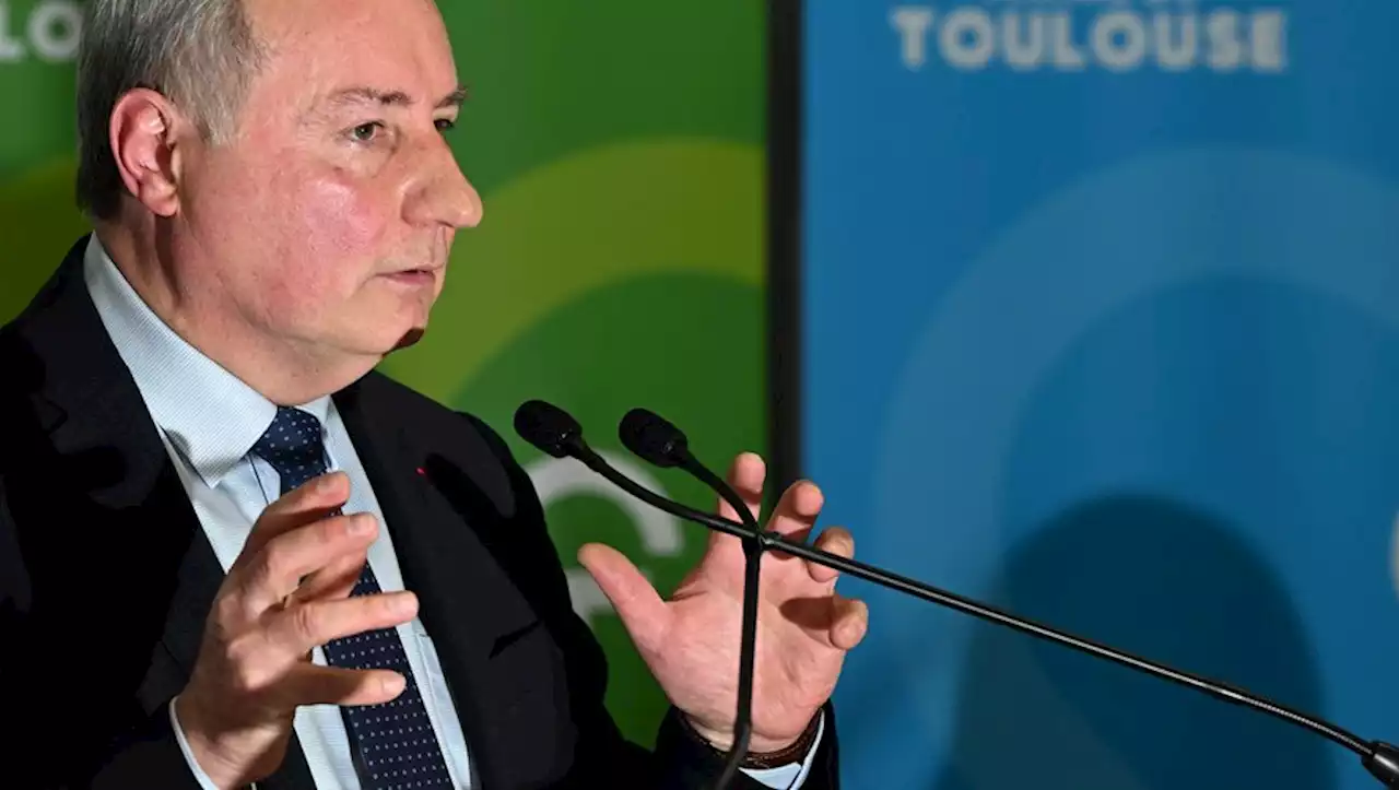 Dissolution des Soulèvements de la Terre : le maire de Toulouse Jean-Luc Moudenc violemment pris à partie