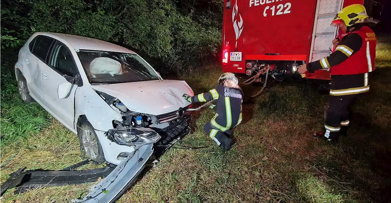 1,8 Promille: Junge Innviertlerin stürzte mit Auto in Bach