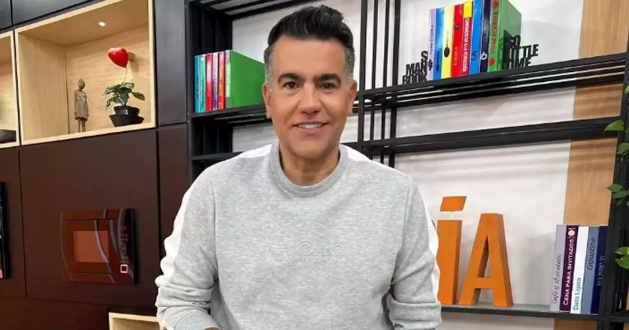 Carlos Calero desempolvó video de cuando presentaba Noticias Caracol: 'Qué buena época'