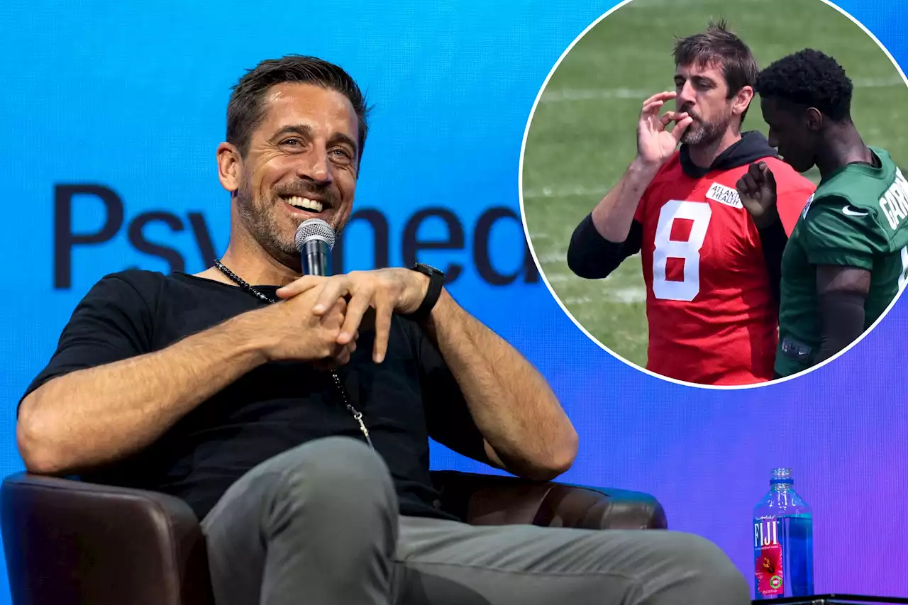 Aaron Rodgers: ‘Hundreds’ of NFLers have asked me about psychedelics