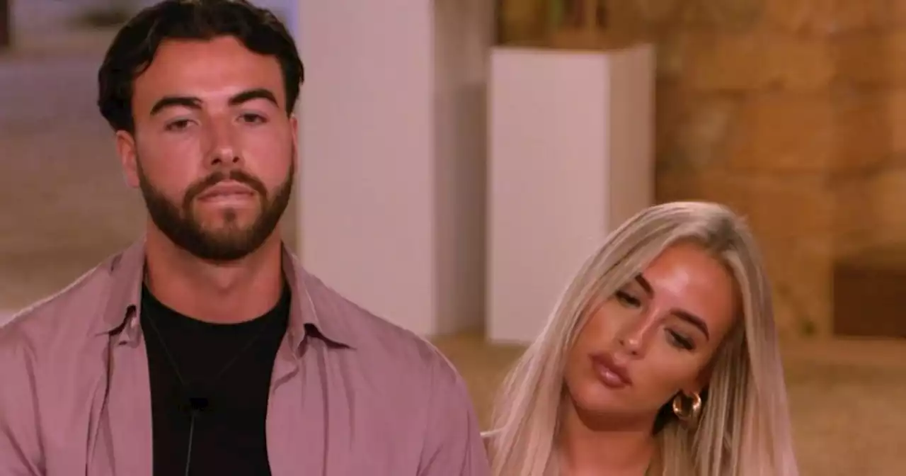 Love Island fans beg producers to start Movie Night to expose Sammy to Jess