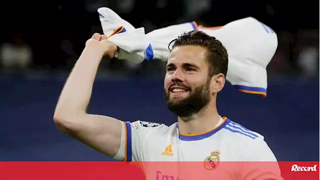 Nacho renova com o Real Madrid até junho de 2024