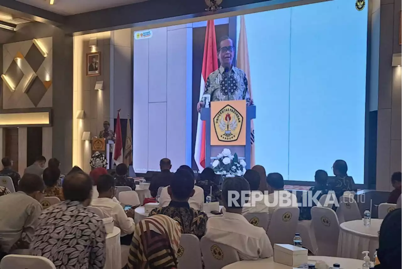 Mahfud Minta DPR Prioritaskan Pembahasan RUU Perampasan Aset |Republika Online