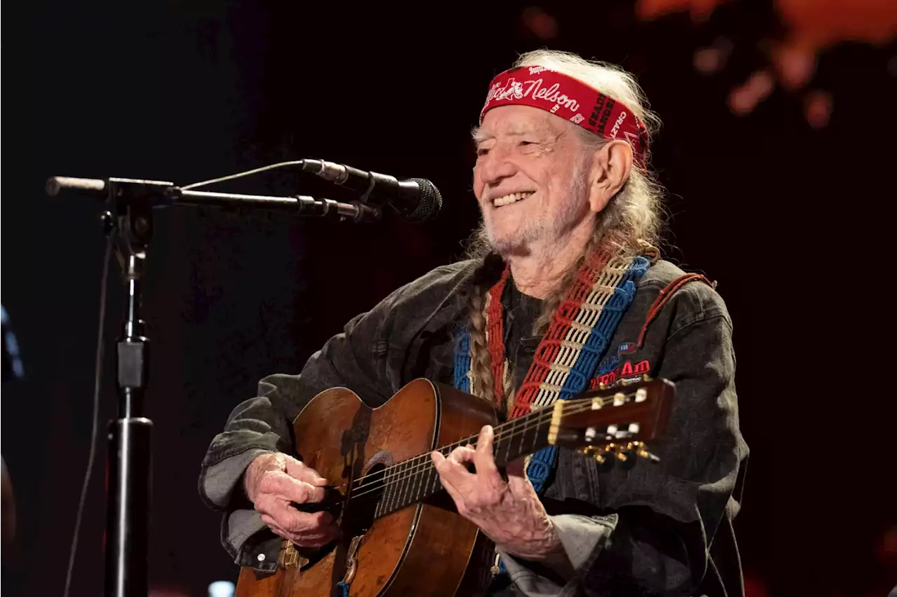 Willie Nelson to Update His Classic Hits on New Album 'Bluegrass'