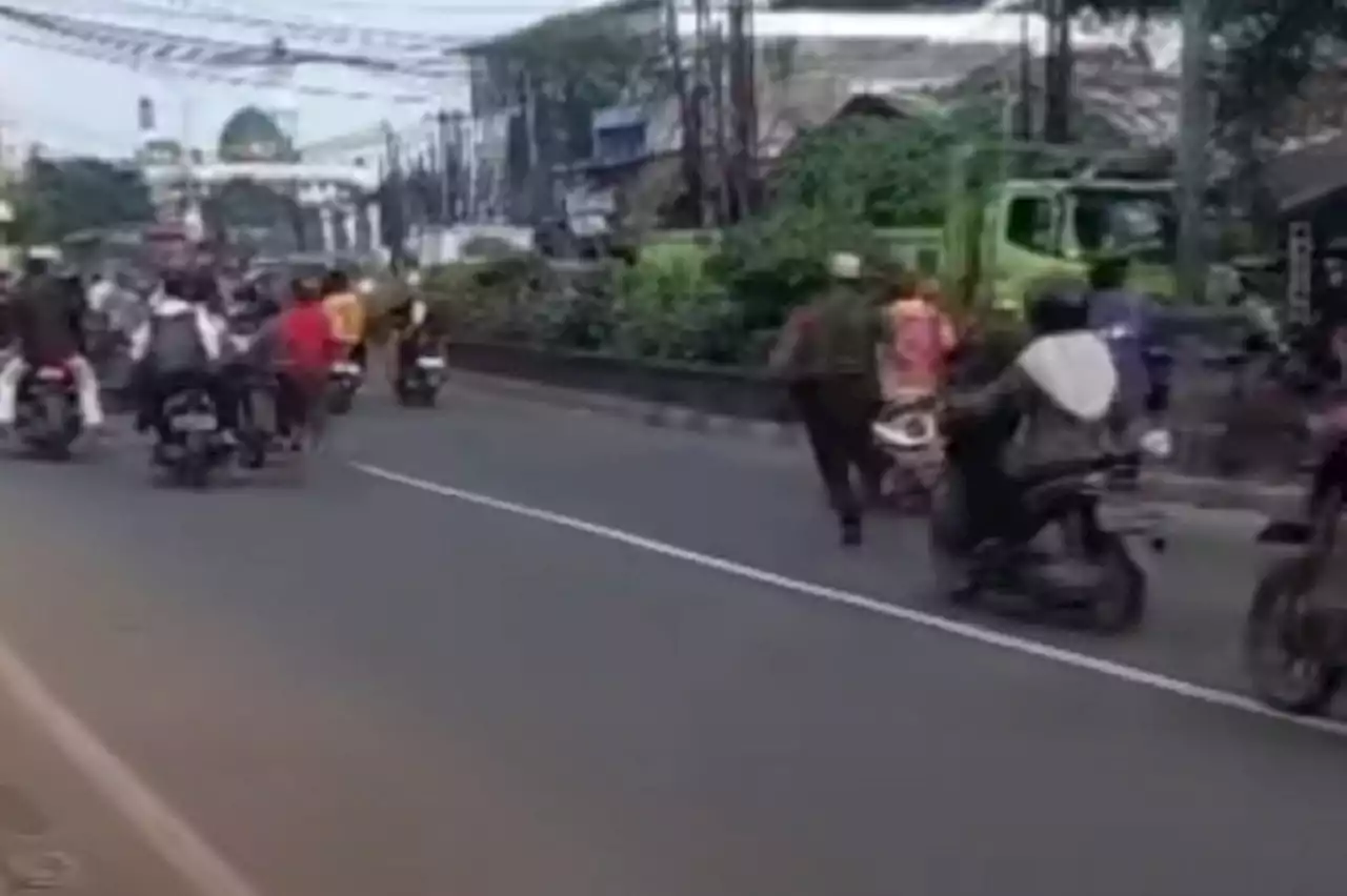 2 Kelompok Pelajar Tawuran di Tambun, Seorang Warga Terkena Sabetan Sajam