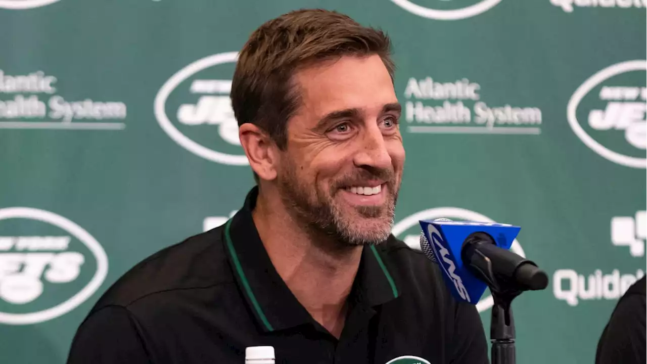 Aaron Rodgers to Speak at Conference Promoting Psychedelics