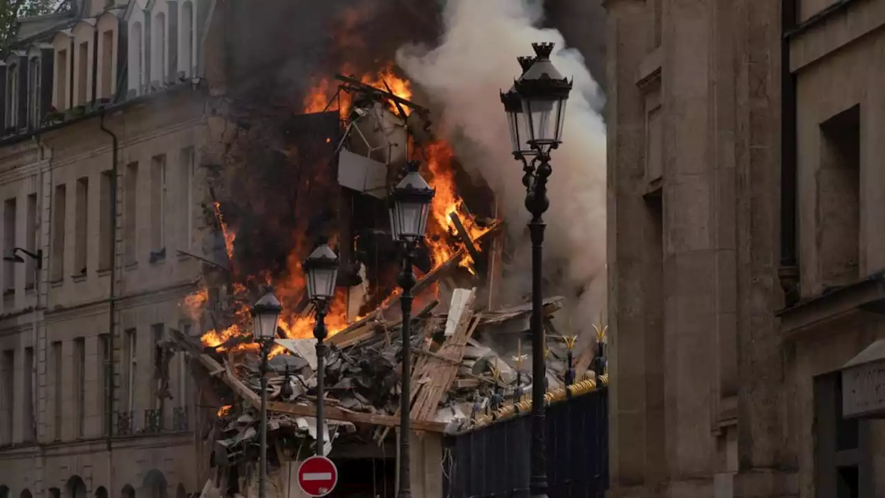 4 in critical condition after Paris building blast