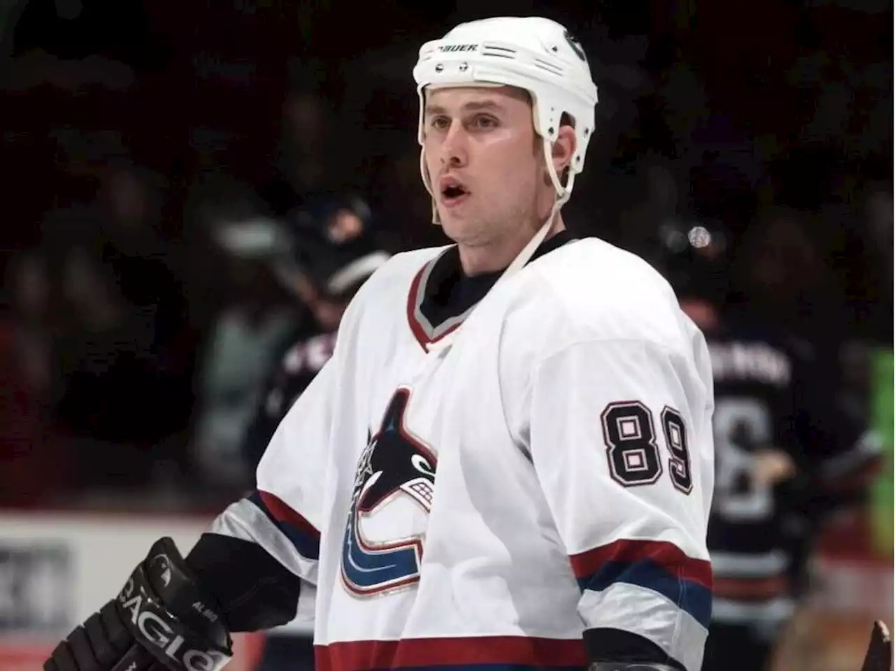 Alex Mogilny once again snubbed by Hockey Hall of Fame