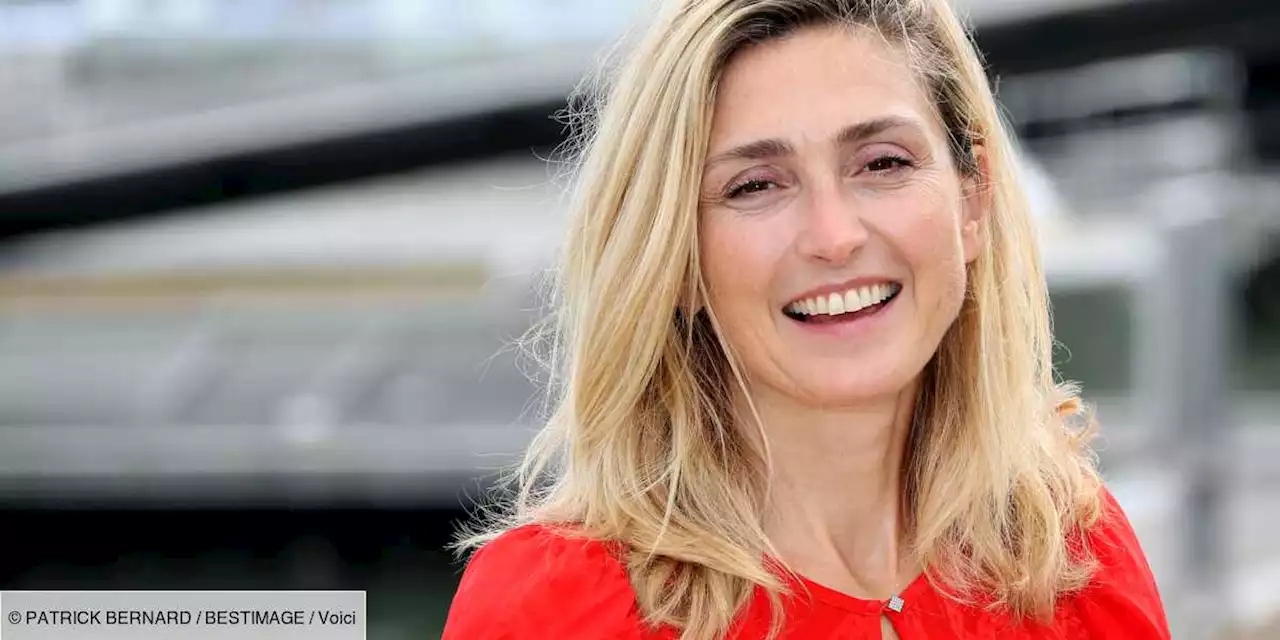 Julie Gayet : interrogée sur sa brouille avec un célèbre animateur, elle remercie son épouse de l'avoir « changé » - Voici