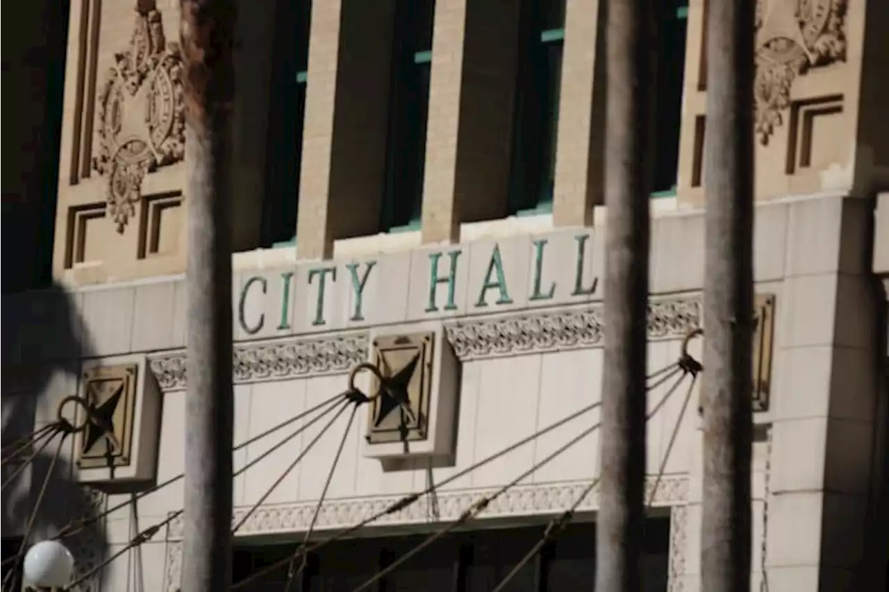 19 City Council members to be sworn in Thursday