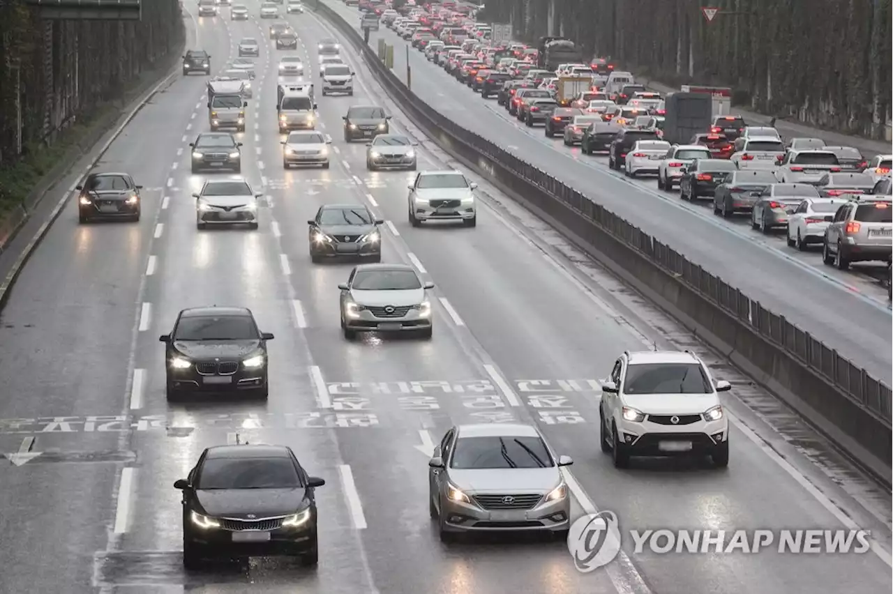 고속도로 1차로는 '추월차로'…8월까지 계도 | 연합뉴스