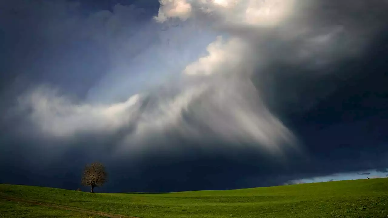 Gewitter und Tornados: Wetterdienst warnt vor Unwetter