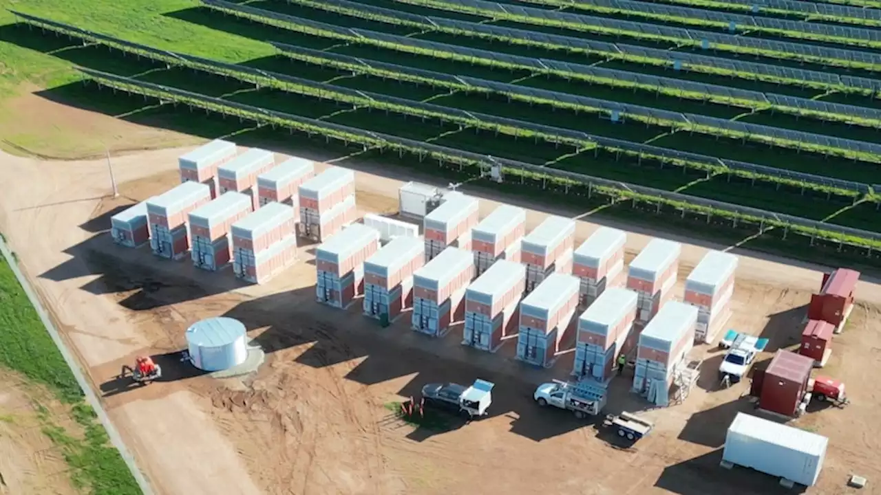 Australia's first commercial vanadium battery installed in regional SA