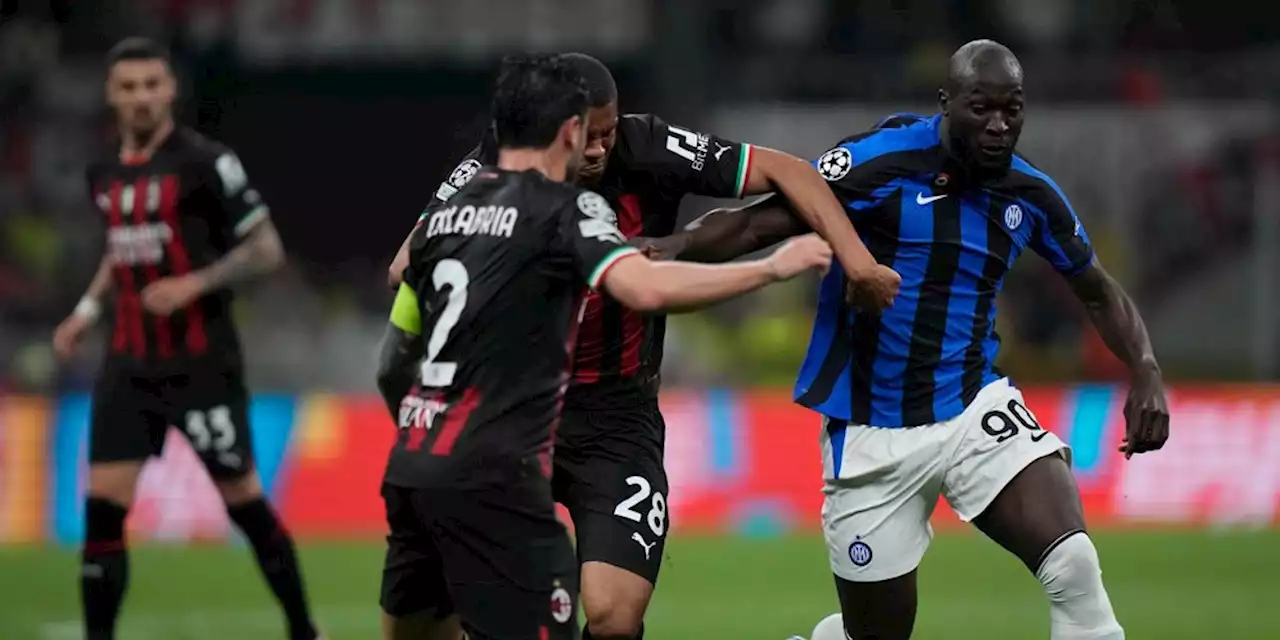 Agen Romelu Lukaku Bantah Kliennya Dapat Tawaran dari AC Milan - Bola.net