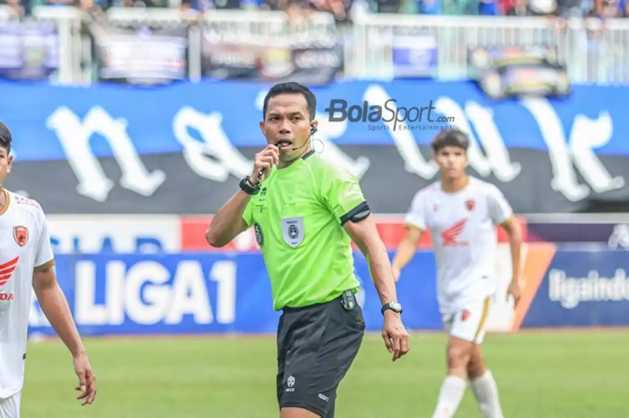 Wasit Liga 1 Bakal Digembleng selama 6 Bulan demi Maksimalkan Penggunaan VAR - Bolasport.com