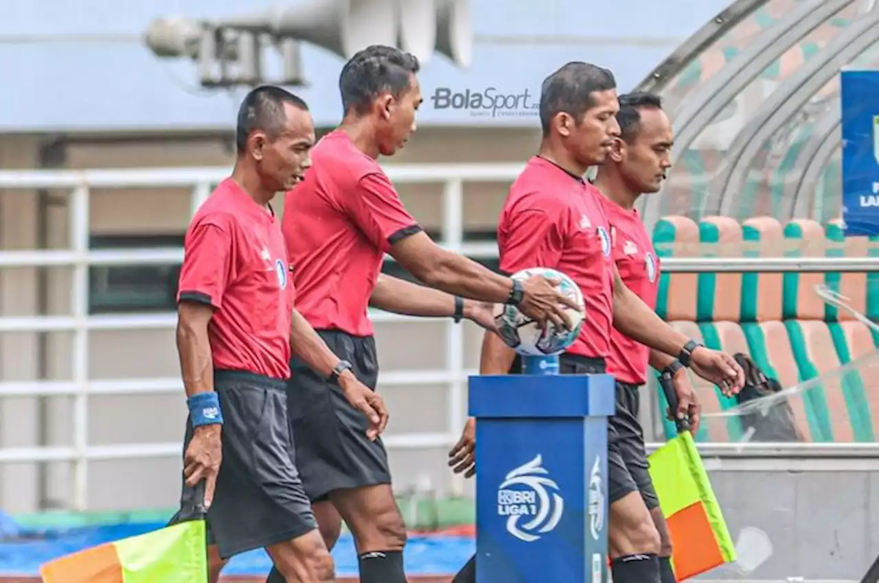 Wasit Liga 1 Diharapkan Amanah dan Bebas dari Kontroversial Godaan Mafia - Bolasport.com