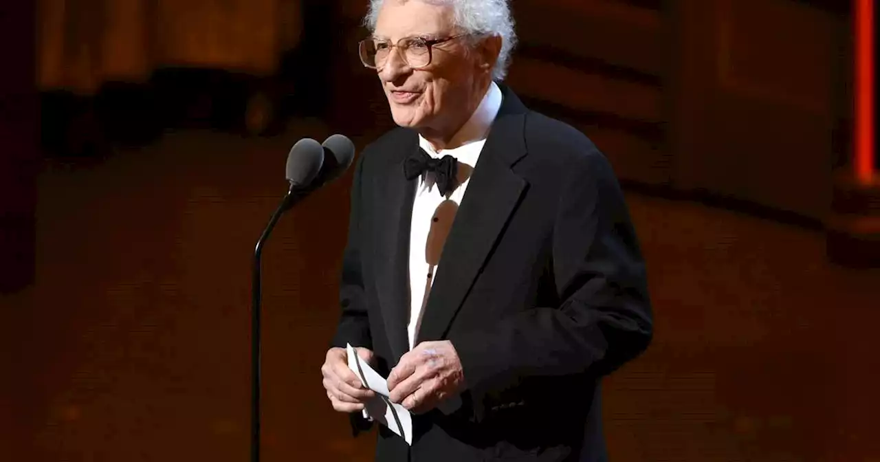 Sheldon Harnick, ‘Fiddler on the Roof’ lyricist, dies at 99