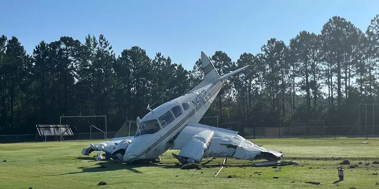 Plane crashes on Ocean Springs Middle practice field