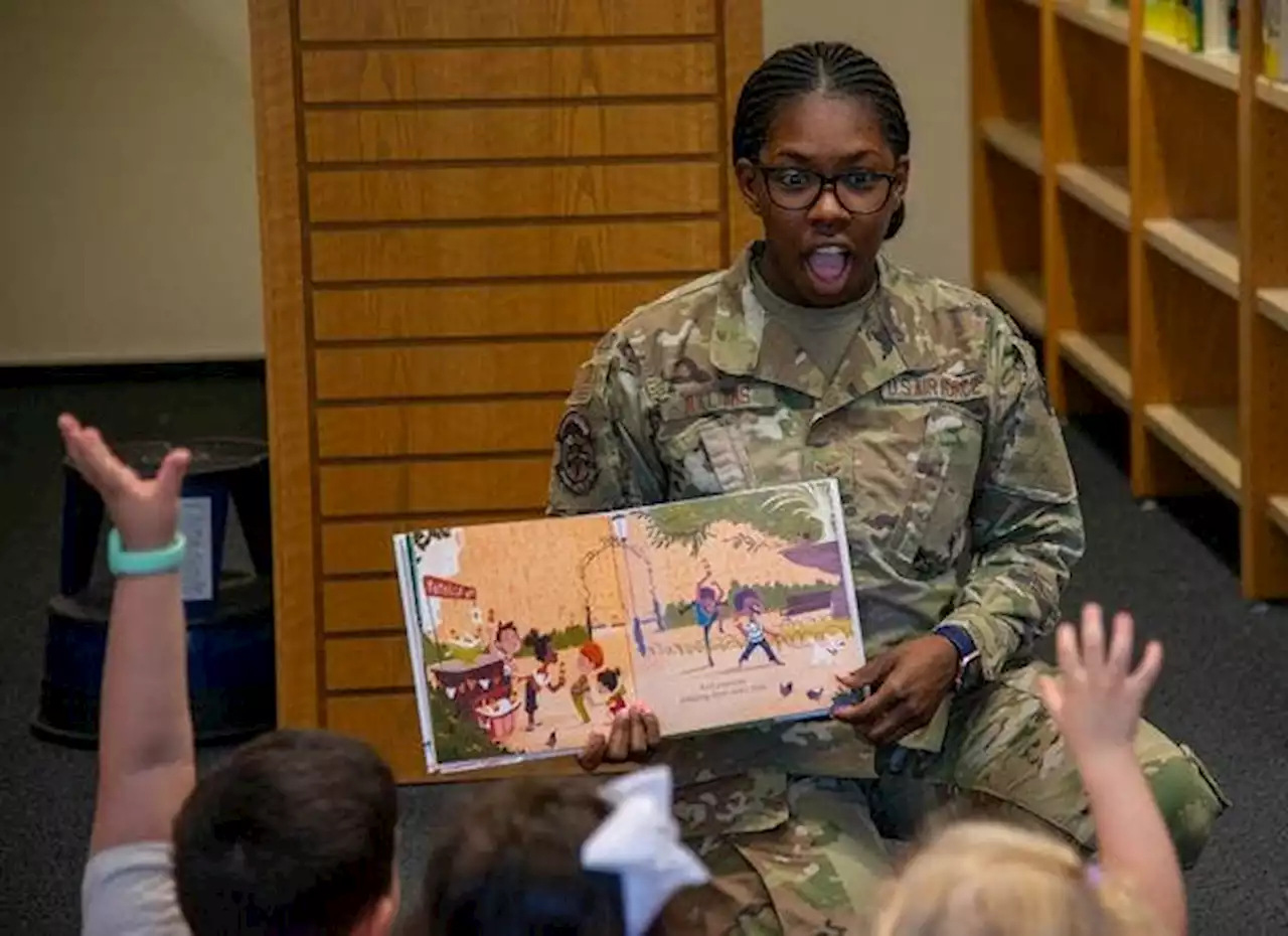 Base at center of military drag show controversy hosts 'Pride' reading event for kids