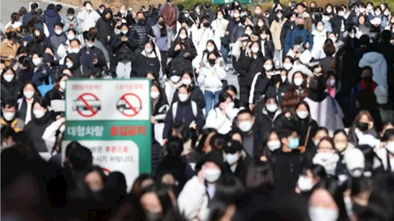 '수능 킬러문항' 겨눈 윤 정부…사교육 유발 '진짜 킬러'는 논술 | 중앙일보