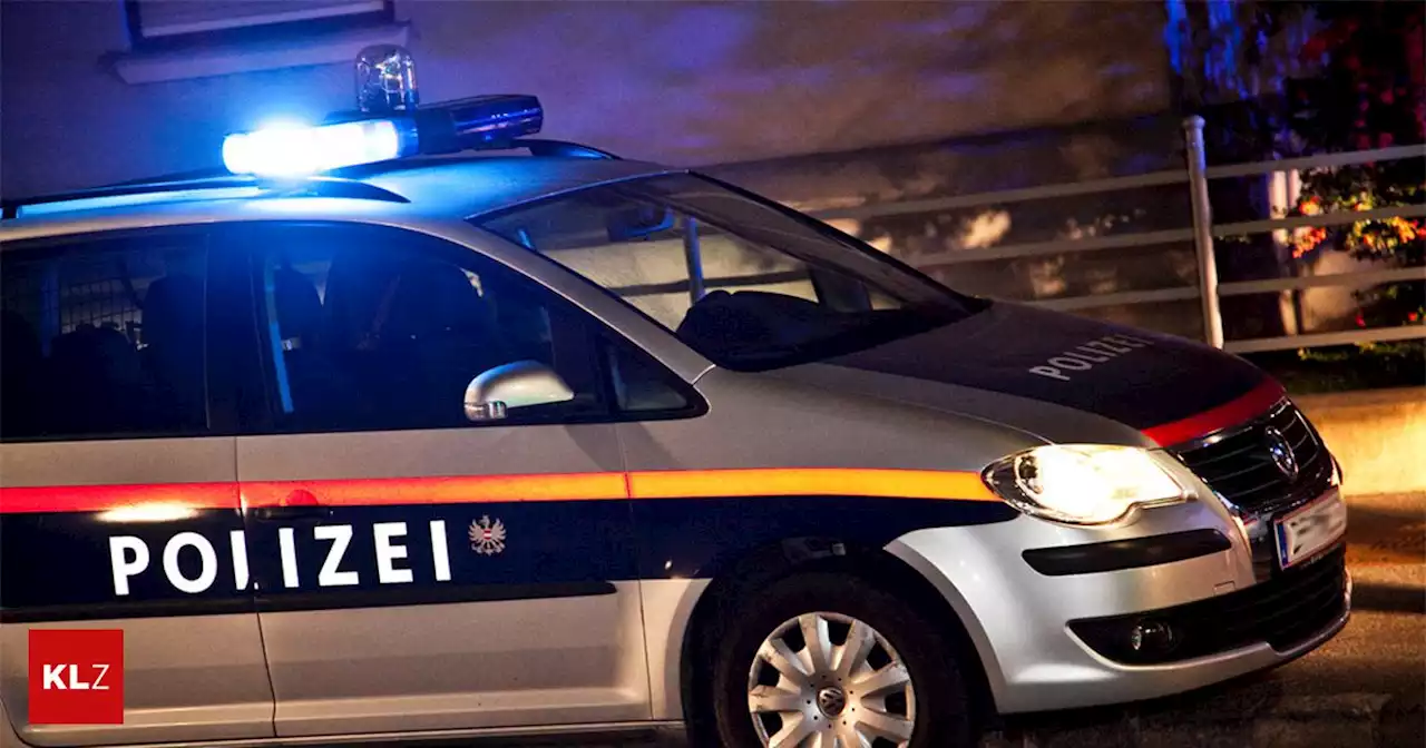 Mit Steinen beworfen: Mann (19) soll Bekannten in Gasse gelockt und niedergeschlagen haben