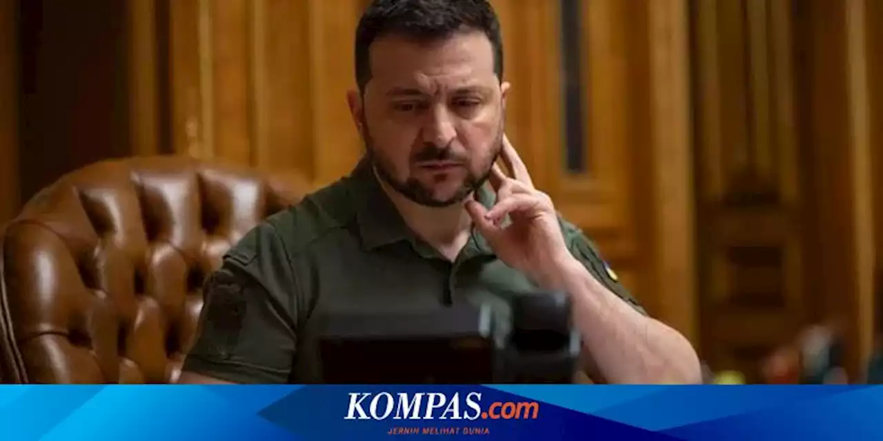 Zelensky Teken RUU Larang Impor Buku dari Rusia dan Belarus