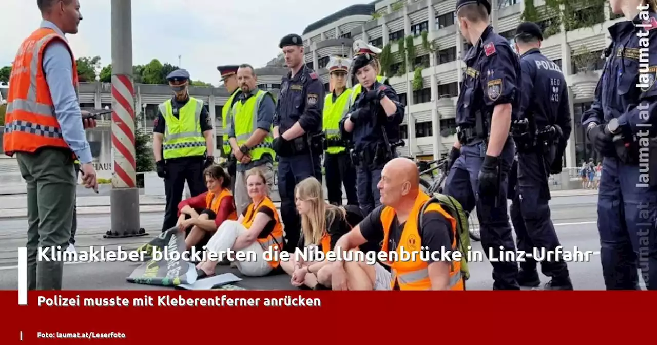 Klimakleber blockierten die Nibelungenbrücke in Linz-Urfahr | laumat|at