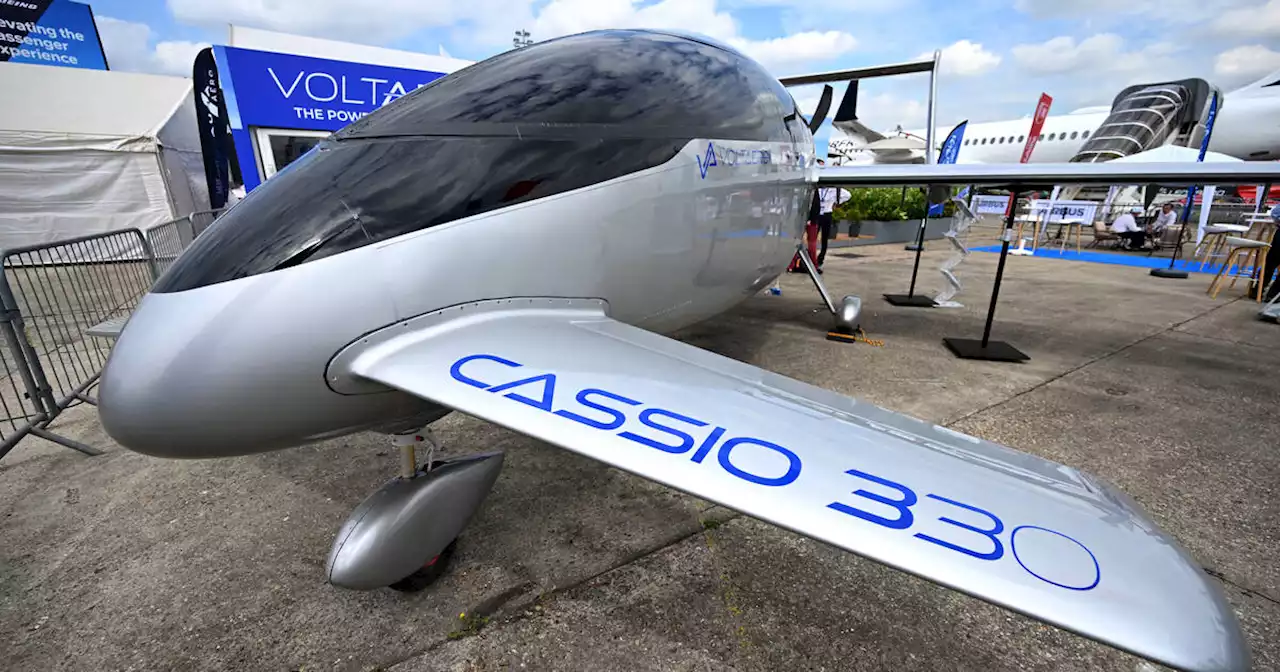 Au salon du Bourget, l’avion hybride électrique adopte la positive altitude