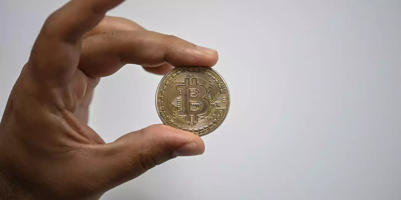 Bitcoin rises past $31,000, highest level in a year