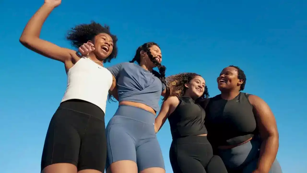 Nike lanza unos pantalones a prueba de fugas para las deportistas