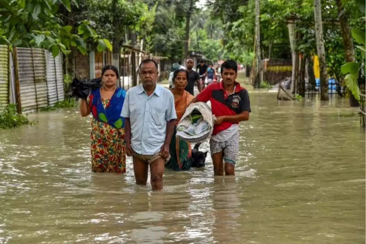 19 Dead Thousands Seek Shelter In South Asia Monsoon Floods The