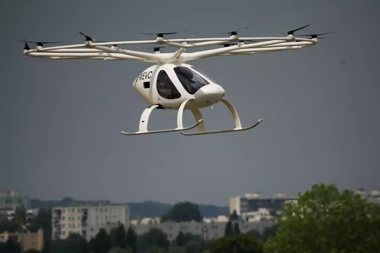 Paris to debut electric flying taxis for visitors at 2024 Olympics