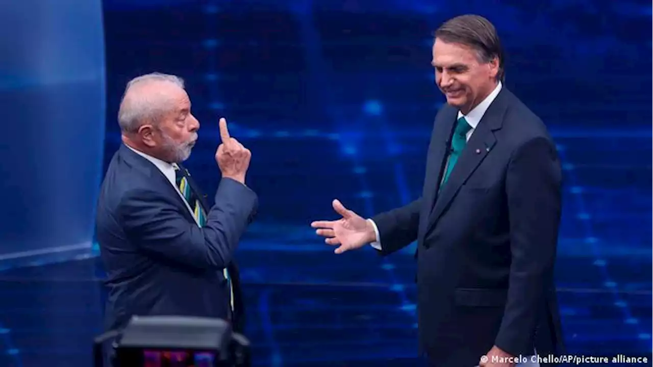 Bolsonaro insinua ligação de Lula com facção criminosa para rebater TSE; Dino reage