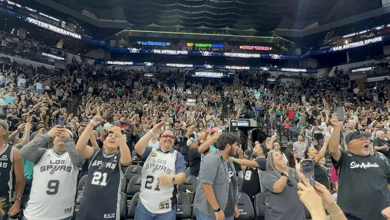 San Antonio Spurs take Wembanyama as No. 1 pick — and the AT&T Center crowd goes nuts