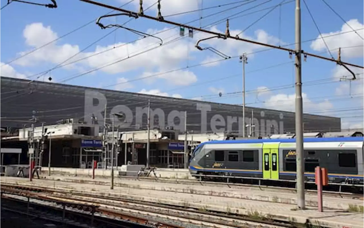 Roma Termini, guasto a rete elettrica. Treni cancellati o in ritardo