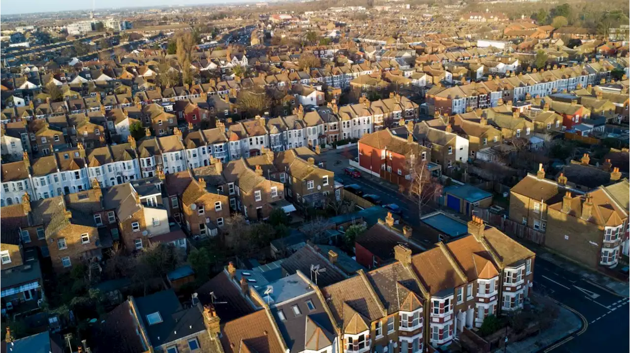 'Generation of sluggish growth' expected after Bank of England base rate increase