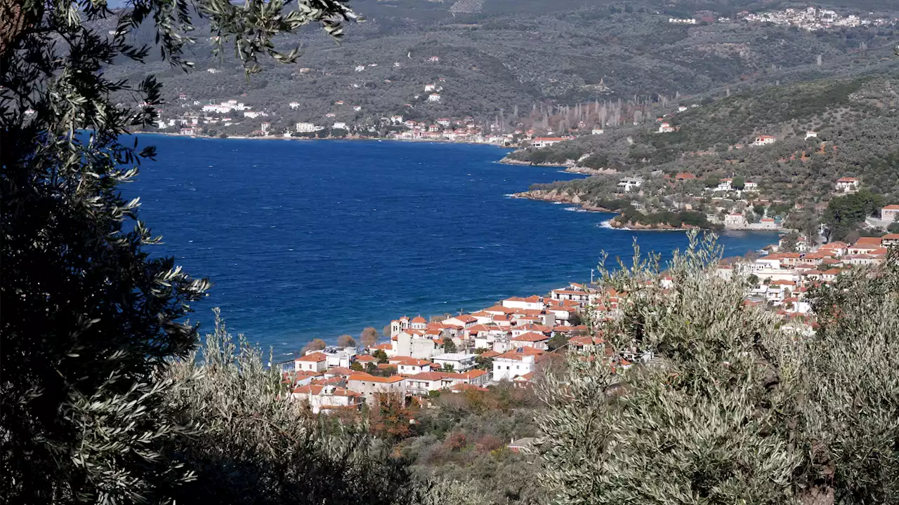 Brit tourist found dead on Greek holiday as wife makes frantic call for help