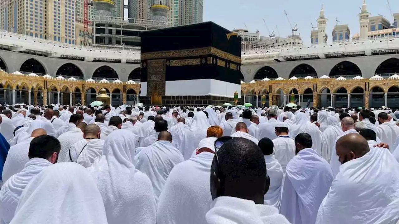 Millions flock to Mecca for biggest Hajj pilgrimage in years