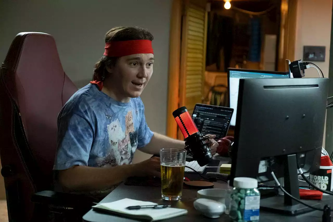 Paul Dano takes on Wall Street in first trailer for Dumb Money