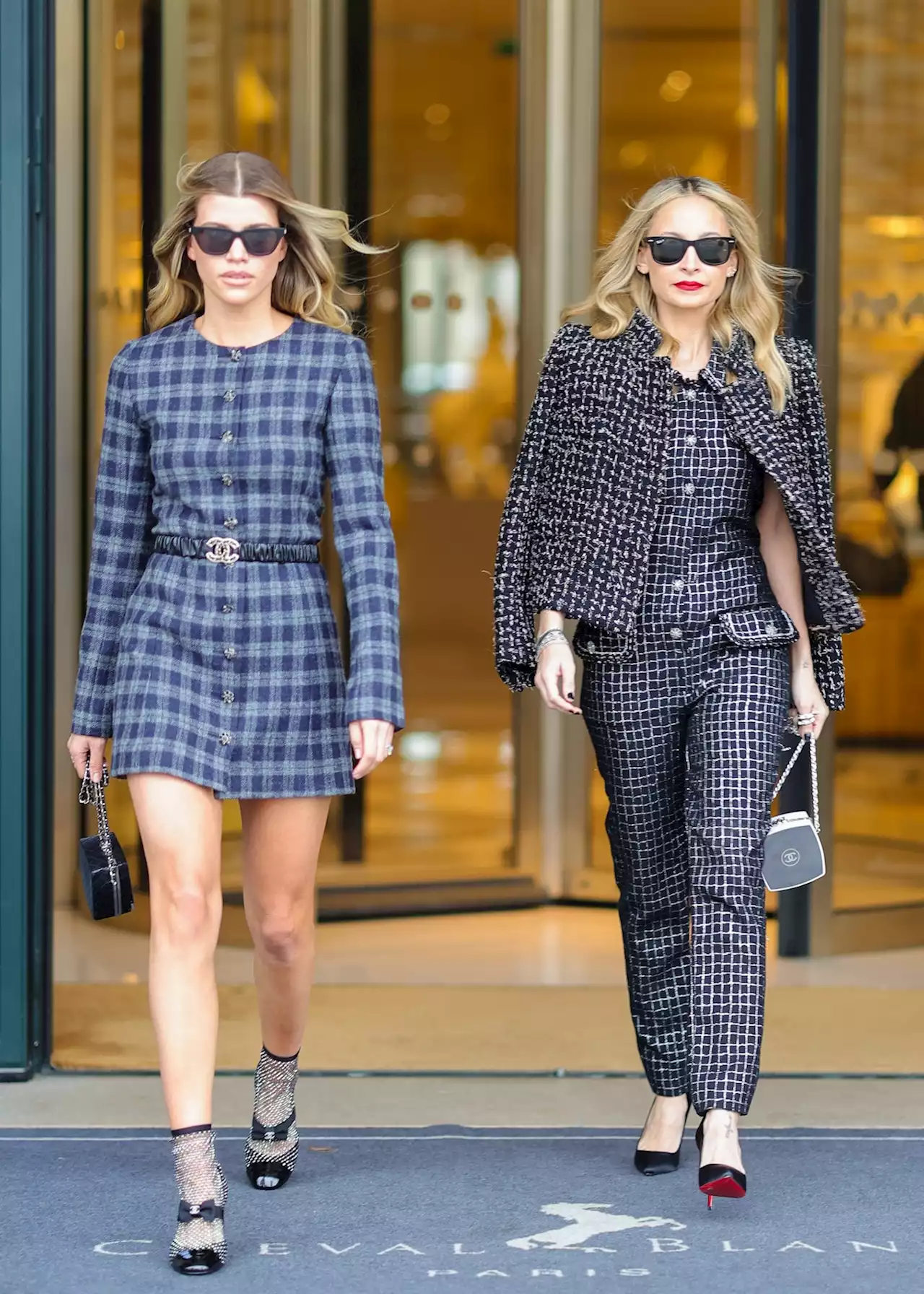 Sofia & Nicole Richie Put Their Sister Style on Display in Coordinated Coats