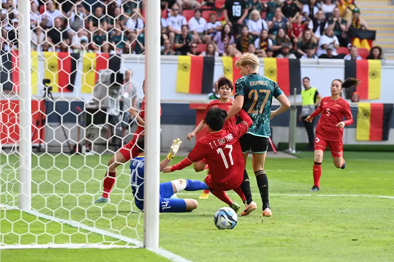 DFB-Frauen mühen sich zu knappem Testspielsieg gegen Vietnam