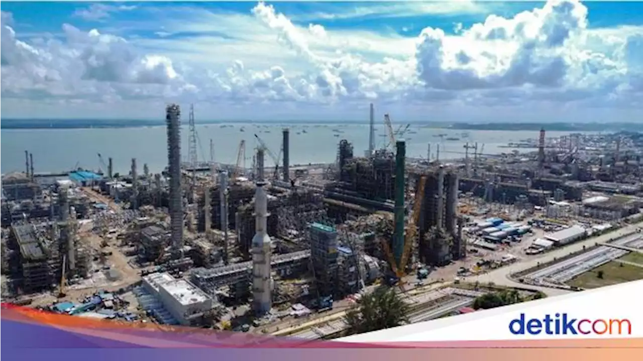 Mengintip Kilang Modern Pertamina di Balikpapan dari Udara