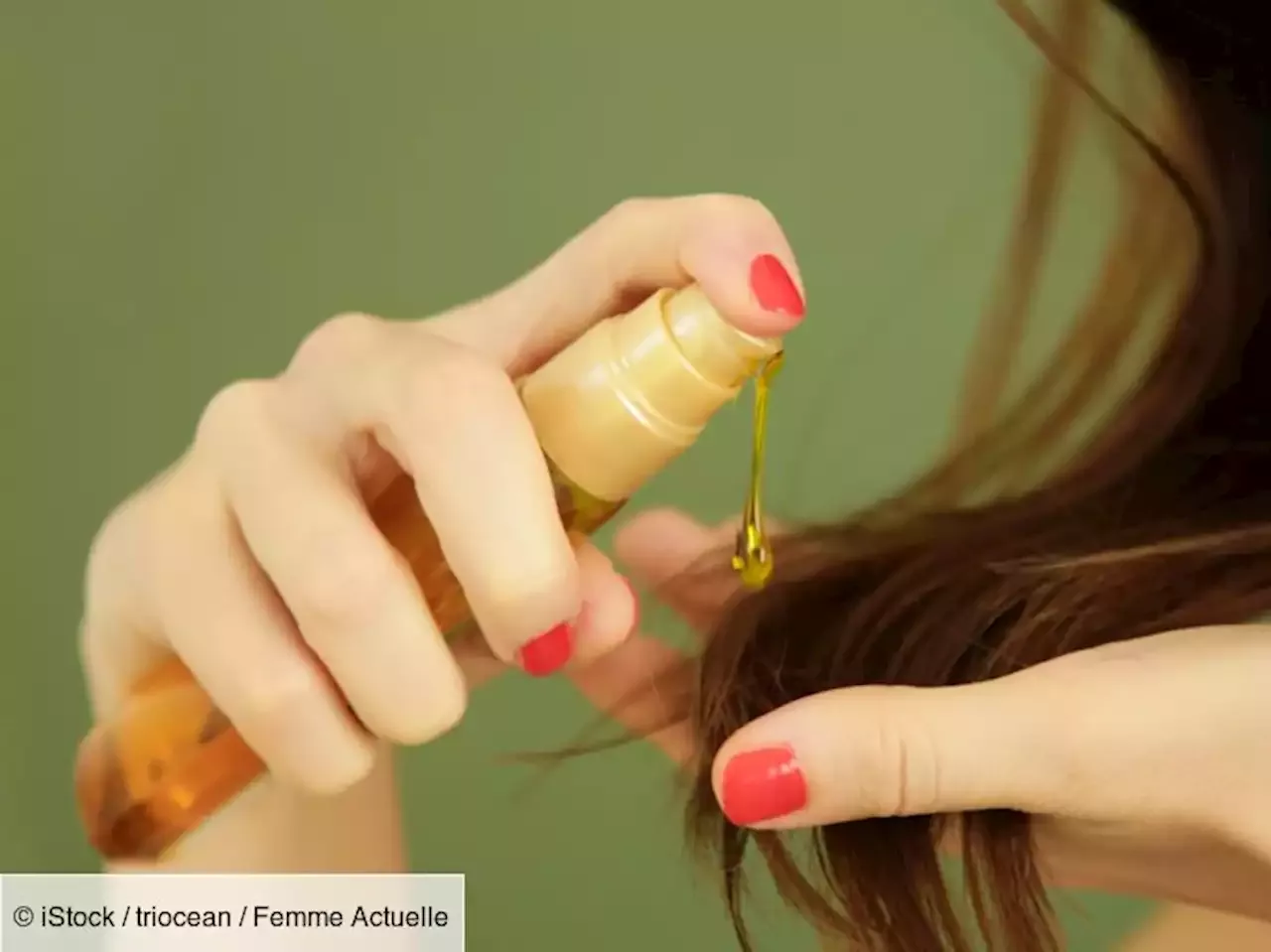 Cheveux clairsemés : la routine idéale à adopter à la ménopause pour