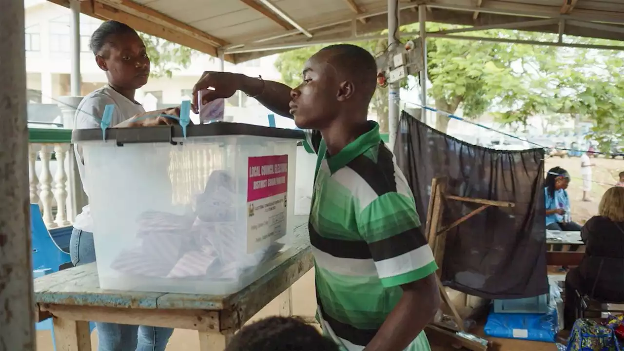 Sierra Leone’s president seeks another term as opponents complain about the economy and unemployment