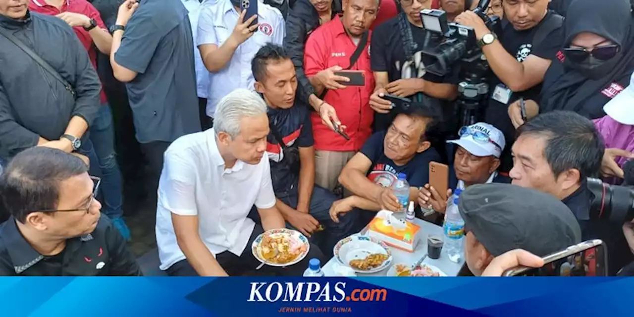 Blusukan di Jakarta, Ganjar Diajak Selfie Warga hingga Diteriaki Presiden