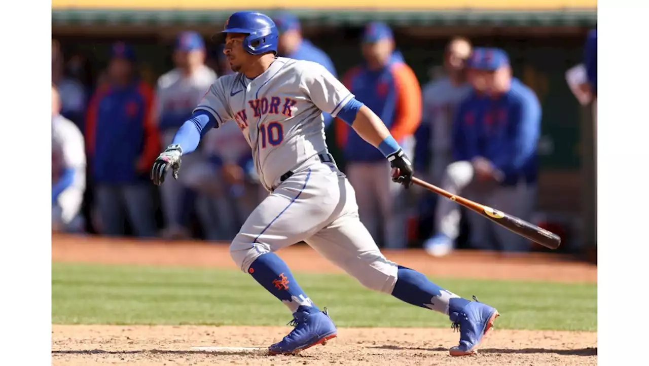 Angels acquire Eduardo Escobar from Mets for infield depth