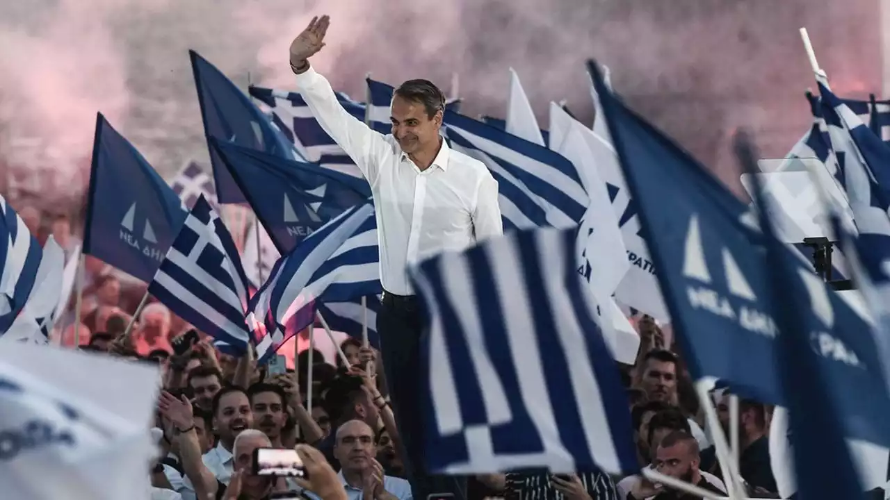 Elections en Grèce : le Premier ministre Mitsotakis vise une majorité toute-puissante